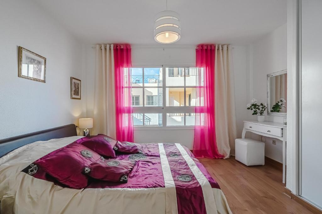 Posteľ alebo postele v izbe v ubytovaní Penthouse Apartment With Ocean View
