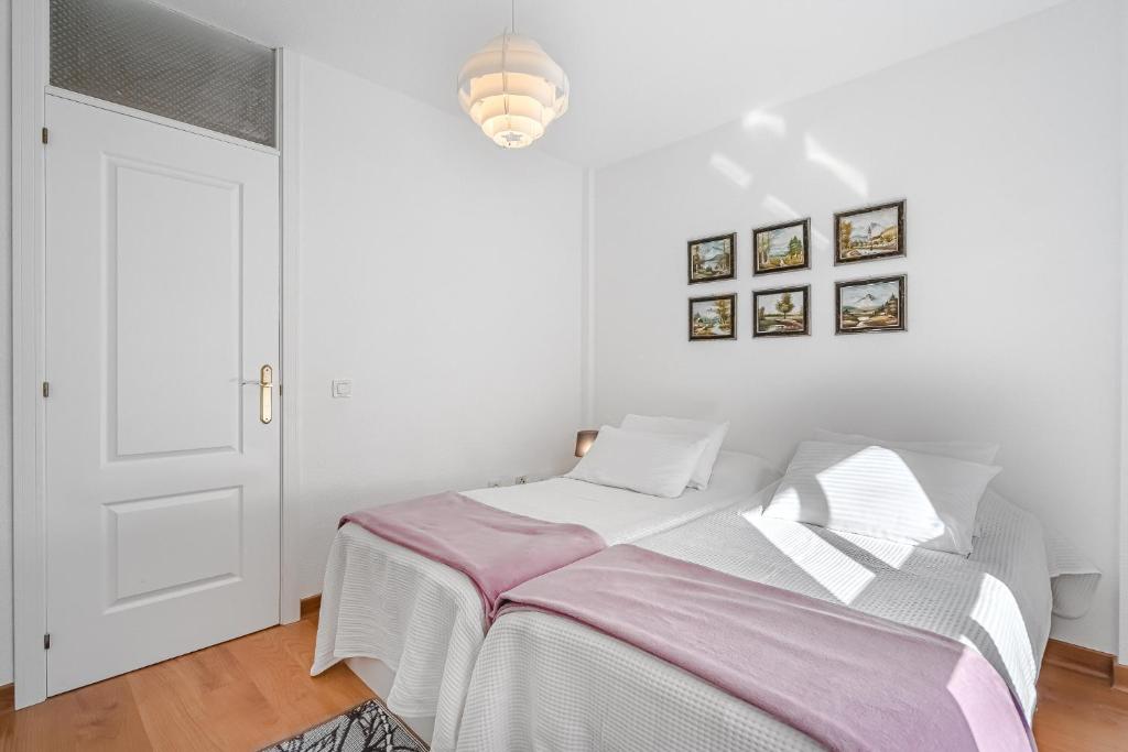 Posteľ alebo postele v izbe v ubytovaní Penthouse Apartment With Ocean View