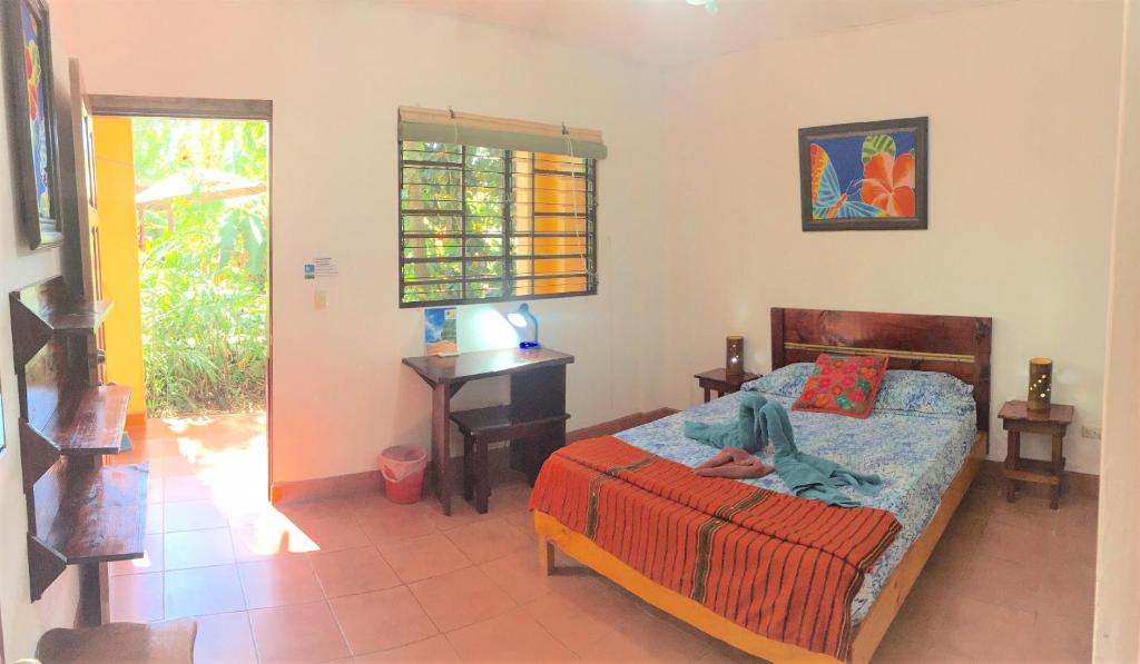 Hotel Tropical Sands Dominical - Habitación Doble Estándar Con Ventilador