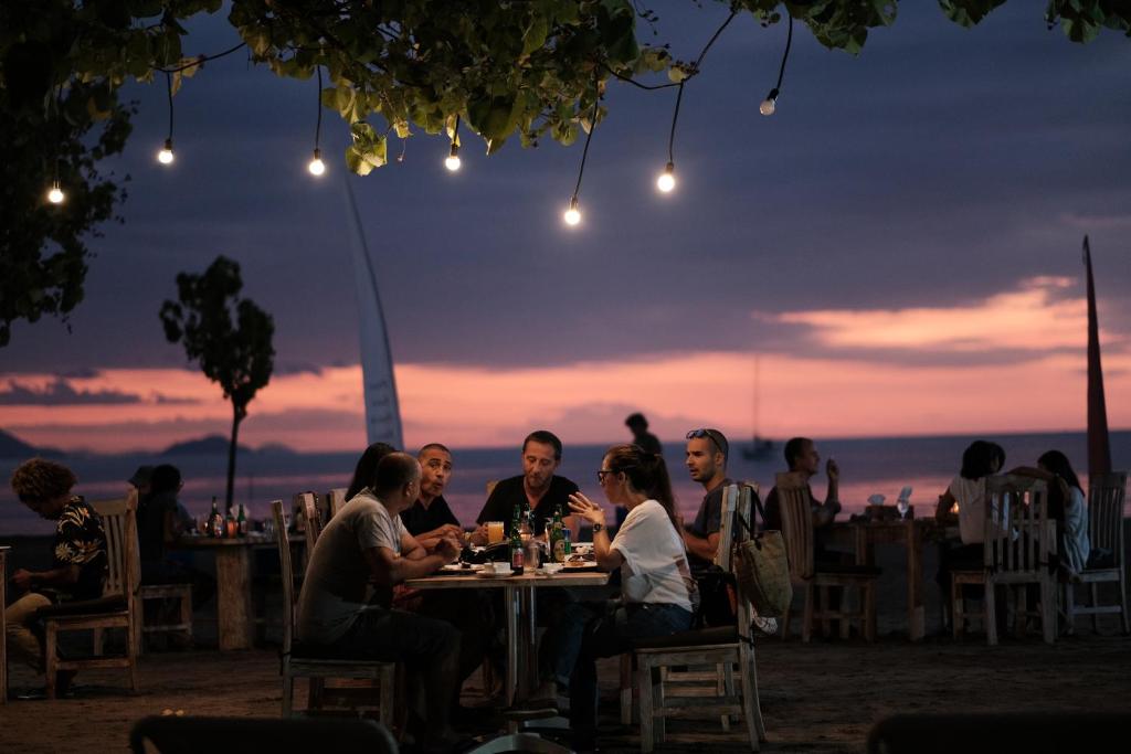 Puri Sari Beach Hotel