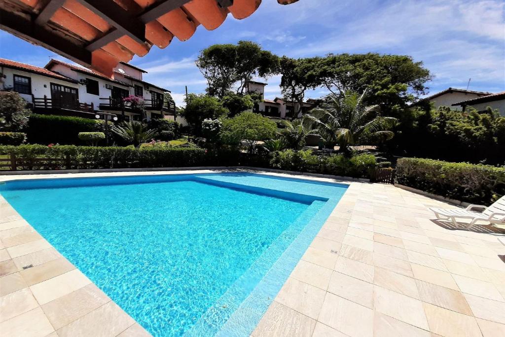  Casa em condomio fechado proxima a Orla Bardot