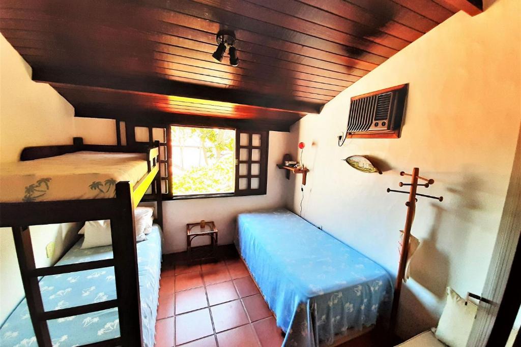  Casa em condomio fechado proxima a Orla Bardot