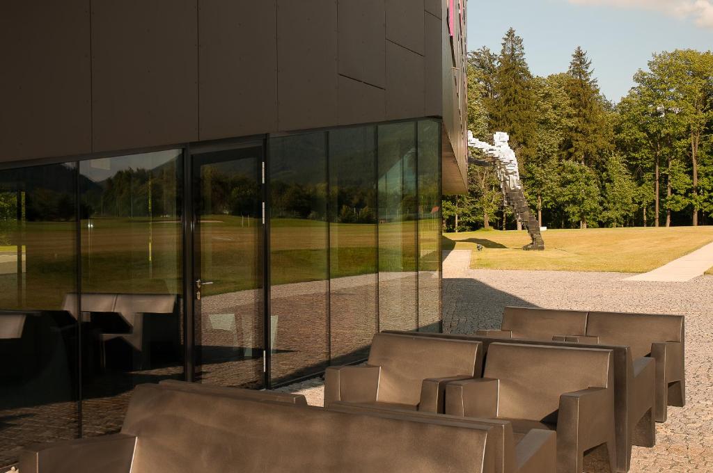 Posezení v ubytování Miura Hotel