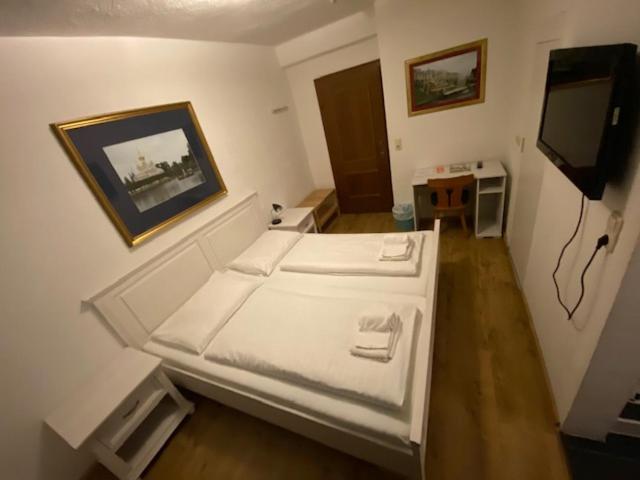 Fotografie z fotogalerie ubytování Hotel Wildschütz Basic v destinaci Altmünster