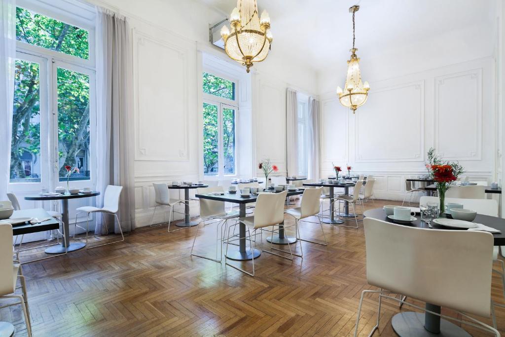 Εστιατόριο ή άλλο μέρος για φαγητό στο Crisol Mundial