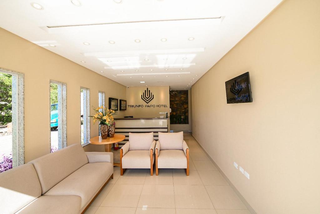  TRIUNFO PAPO HOTEL