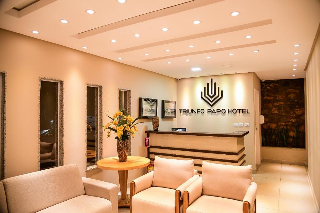  TRIUNFO PAPO HOTEL