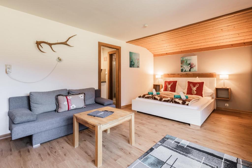 Posezení v ubytování Alpin Resort Austria