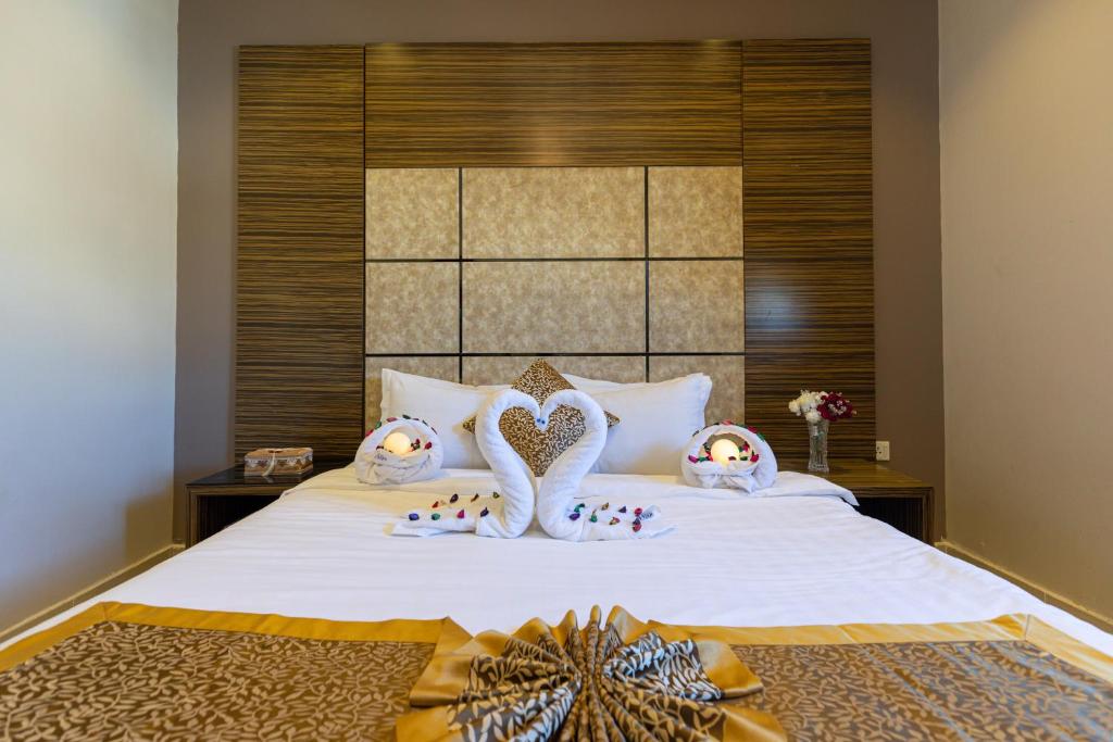 Iwan Alandalusia Hotel suites Almarwah