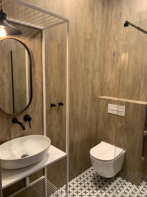 Latarnia Wagabundy Bieszczady - Habitación Cuádruple Con Baño