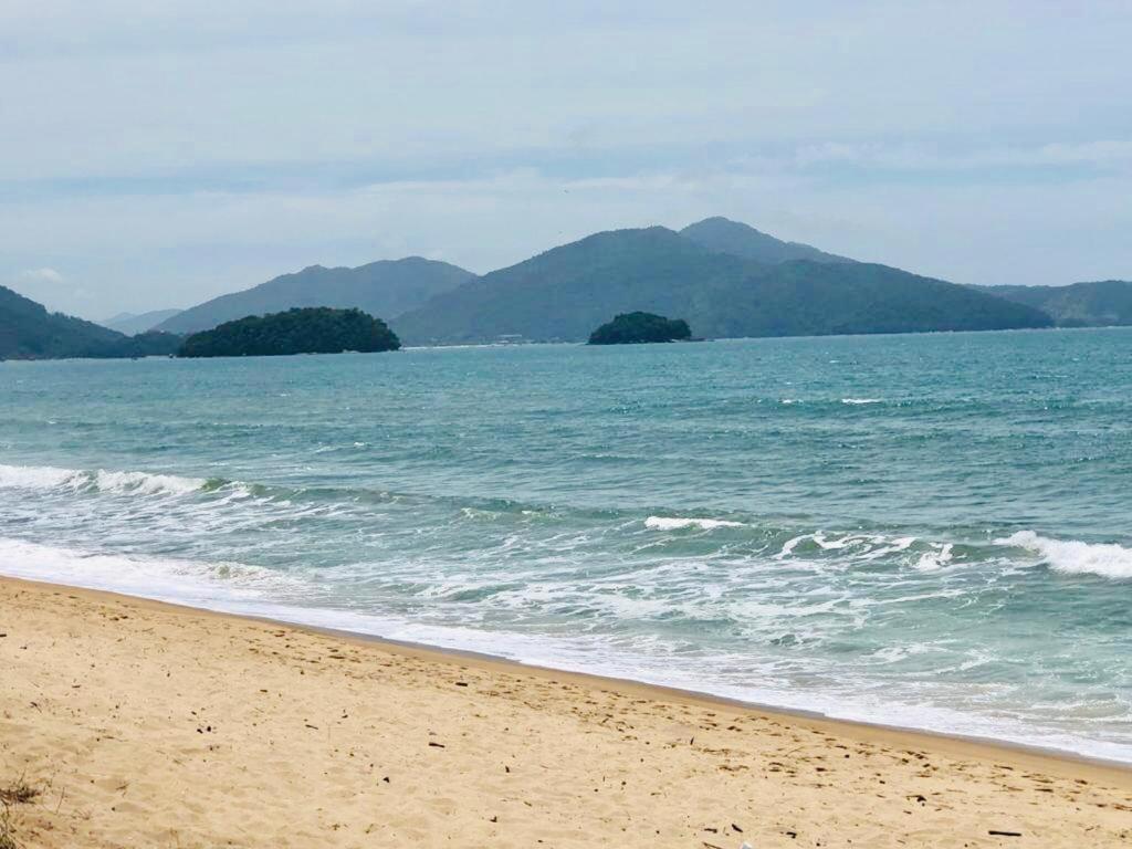  Casa praia Massaguaçu Caraguatatuba SP