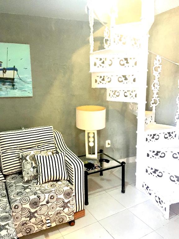  Casa de vila charmosa na quadra da praia