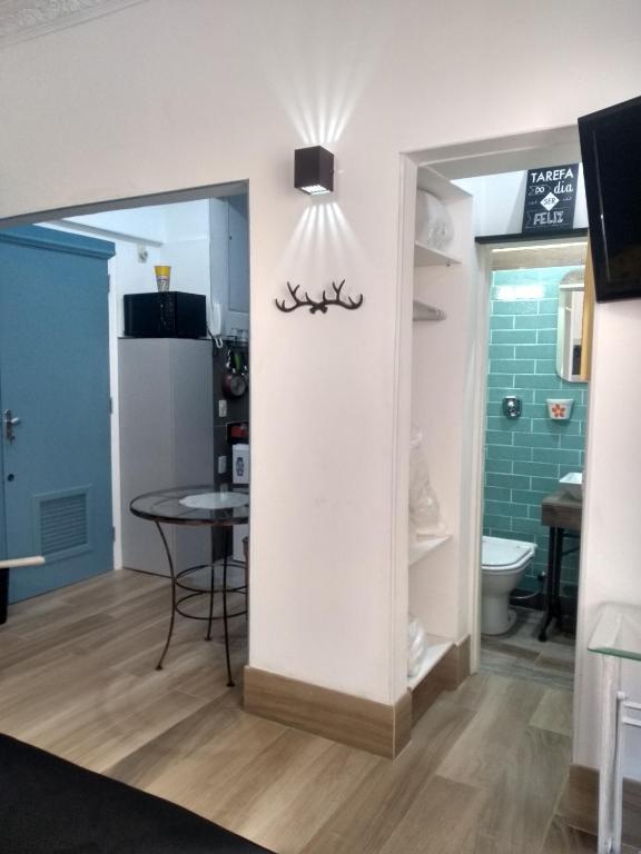  MINI APARTAMENTO COM ARTE
