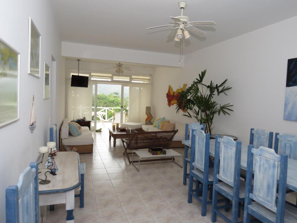  Ubatuba - praia Enseada-Santa Rita