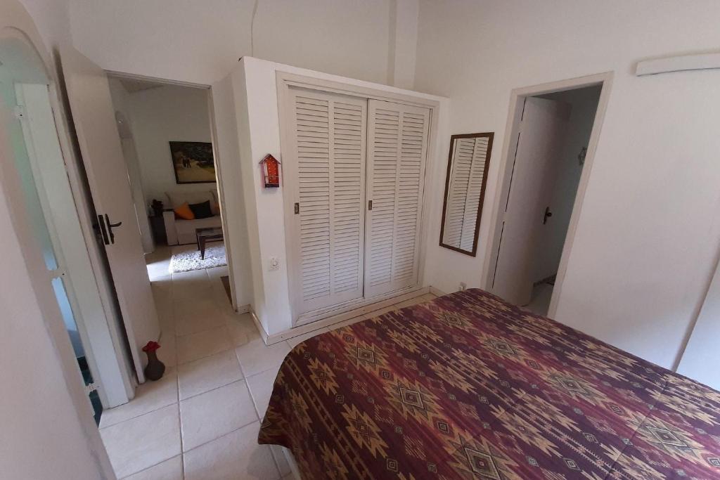  Linda casa em Miguel Pereira para até 06 pessoas