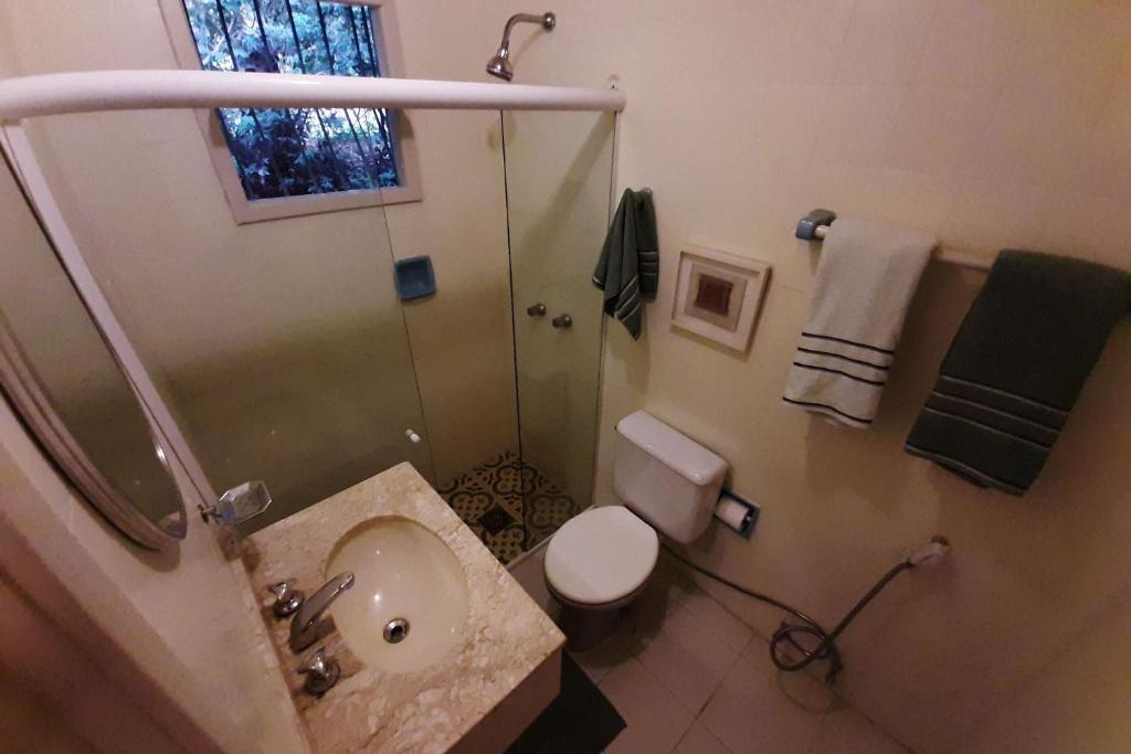  Linda casa em Miguel Pereira para até 06 pessoas