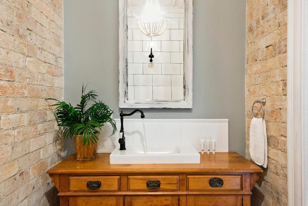 Manly Waves Studios & Apartments - Resim 29