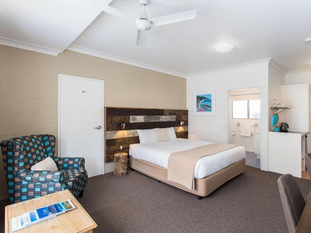 Blueys Motel - Kamer 05 Blueys - Executive King Bed + Patio