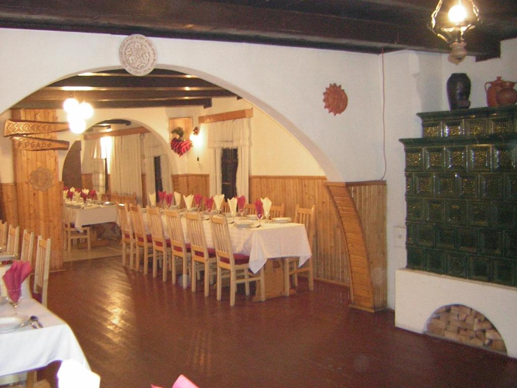 Restaurace v ubytování Cserekert, Alszegi Porta