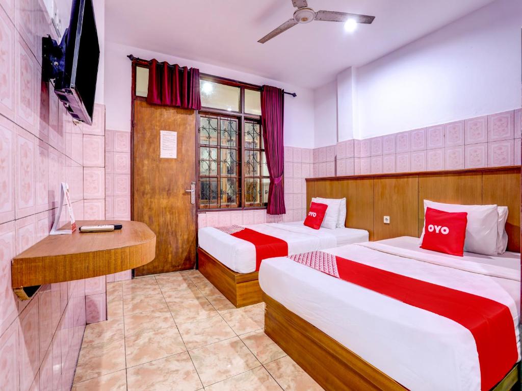 OYO 90201 Hotel Bina Artha