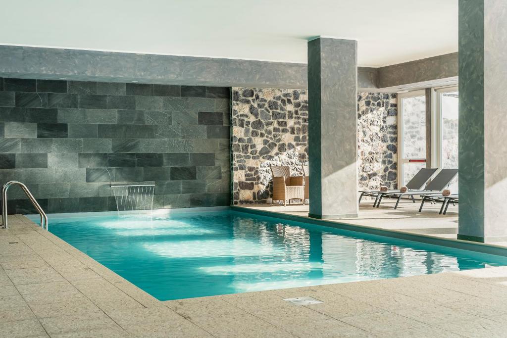 Bazén v ubytovaní Hotel Marcora & Spa alebo v jeho blízkosti