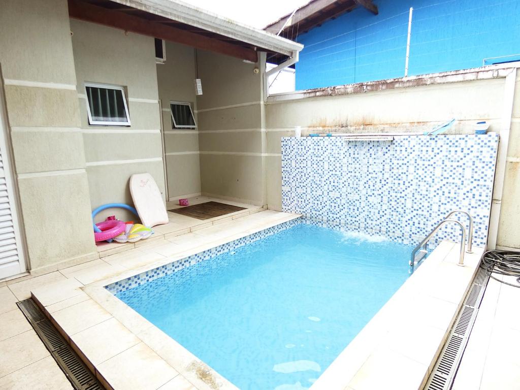  Sobrado c lazer e wifi a 5 min da praia em Ubatuba