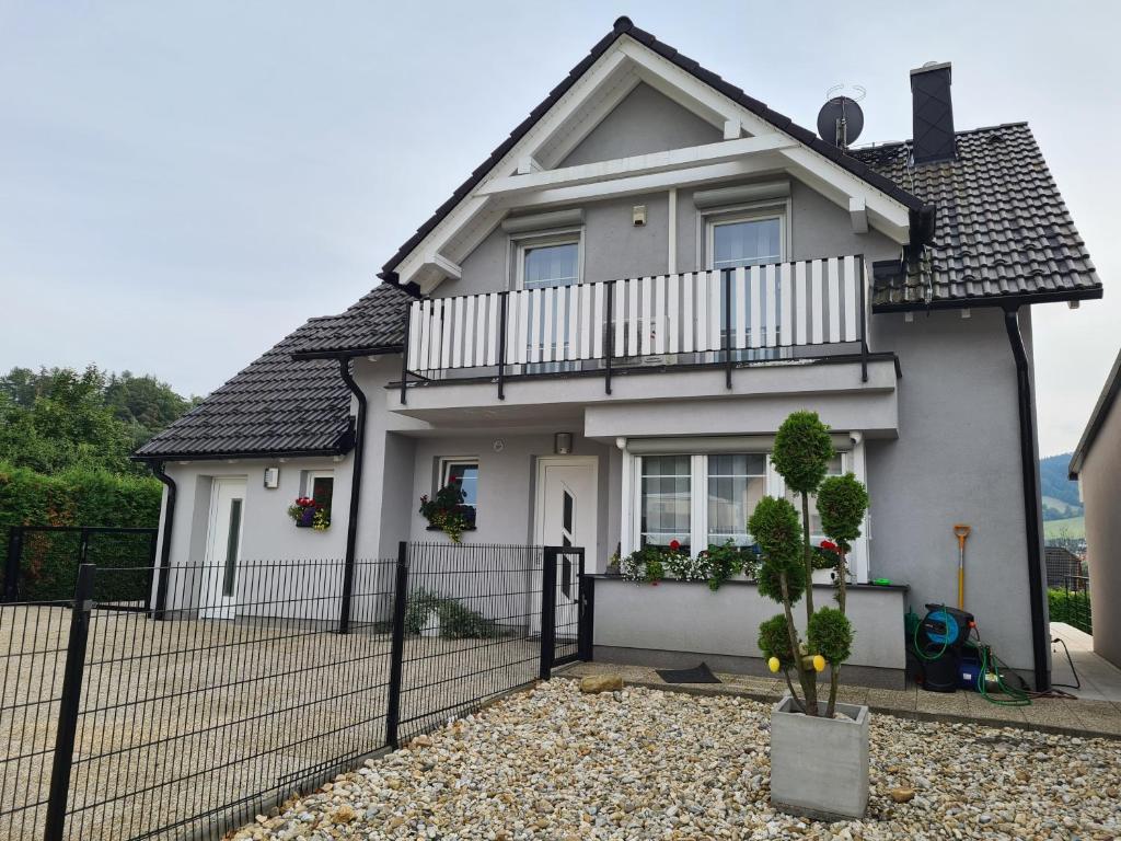 Budova, kde se vila nachází