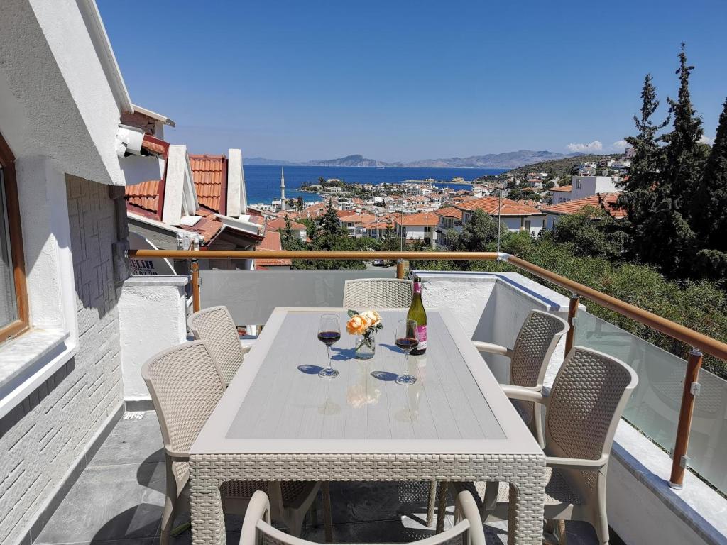 2 plus 1 apartment in the center of Datca with a view, 4 minutes to the beach - Housity