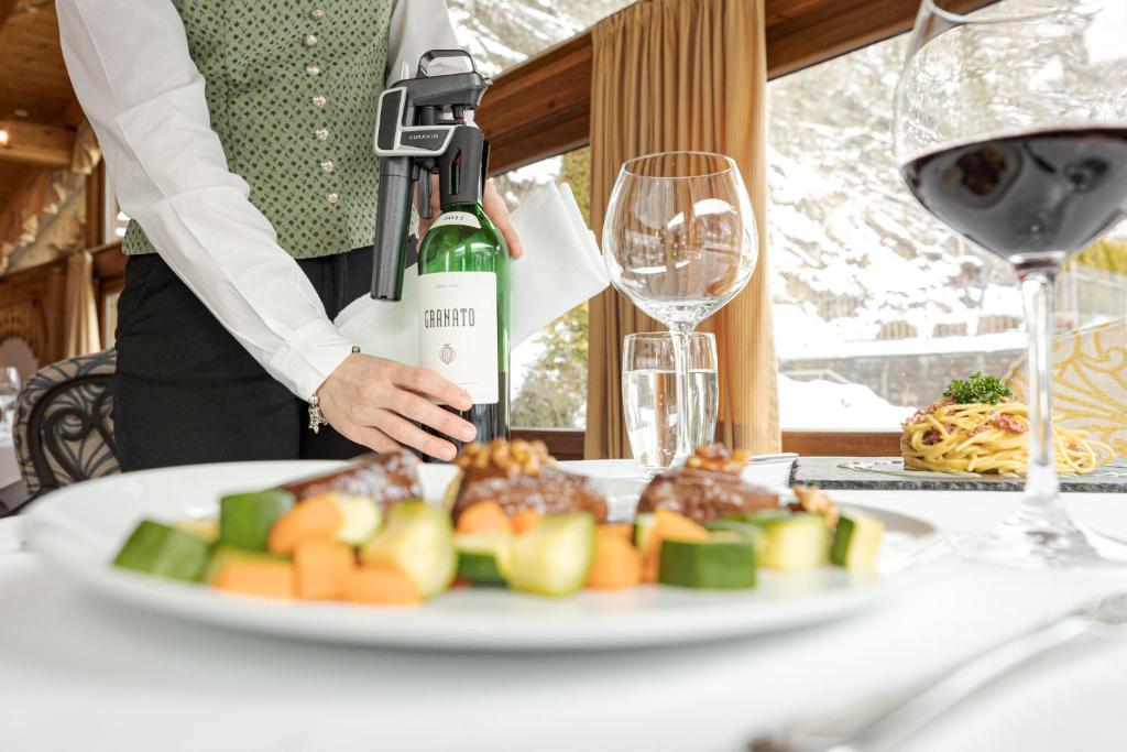 Nápoje v ubytování Hotel Foresta