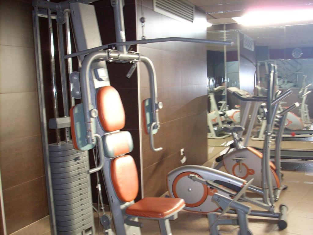 Fitness centrum a/nebo fitness zařízení v ubytování Mar azul en puerto azul
