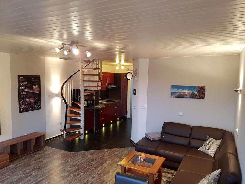 Ruang duduk di Ferienwohnung Reinsch