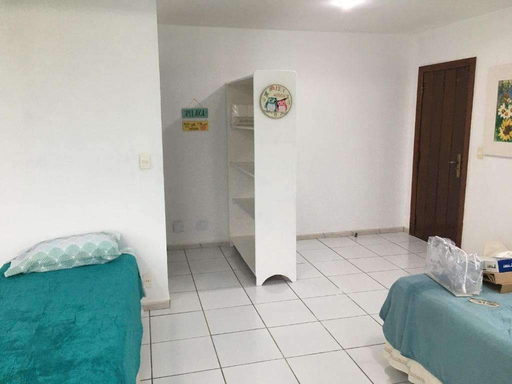  Linda casa de frente para o mar. Ótima localização