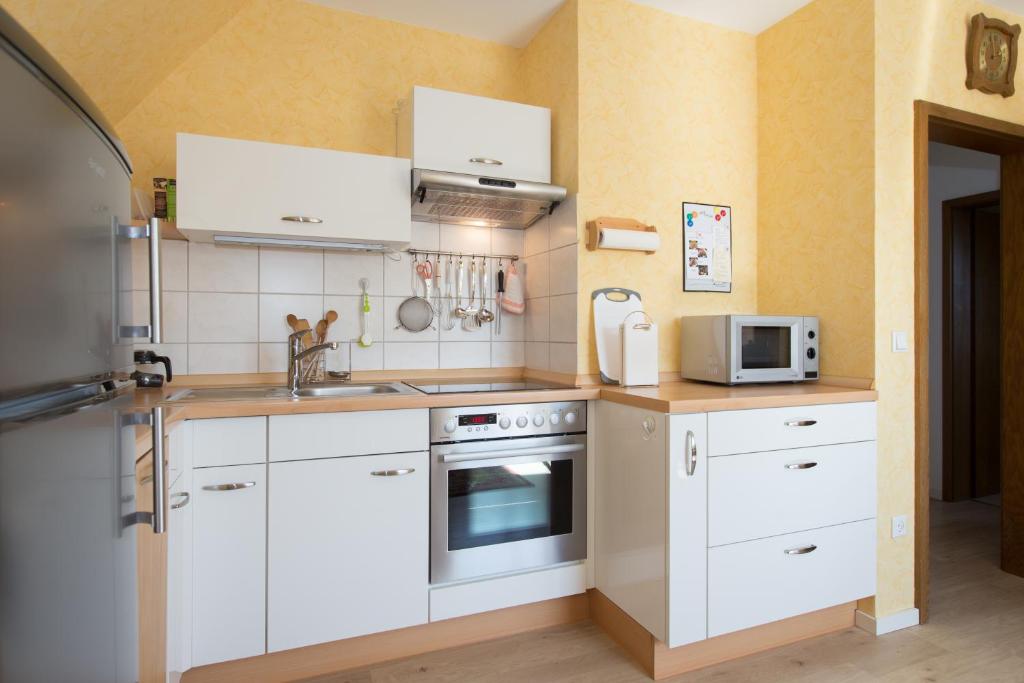 Kuchyň nebo kuchyňský kout v ubytování Casa Felicitas - Ferienwohnung & Studio