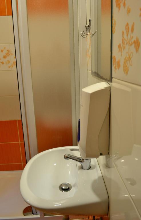 Koupelna v ubytování Hotel Děčín Na Skřivánce