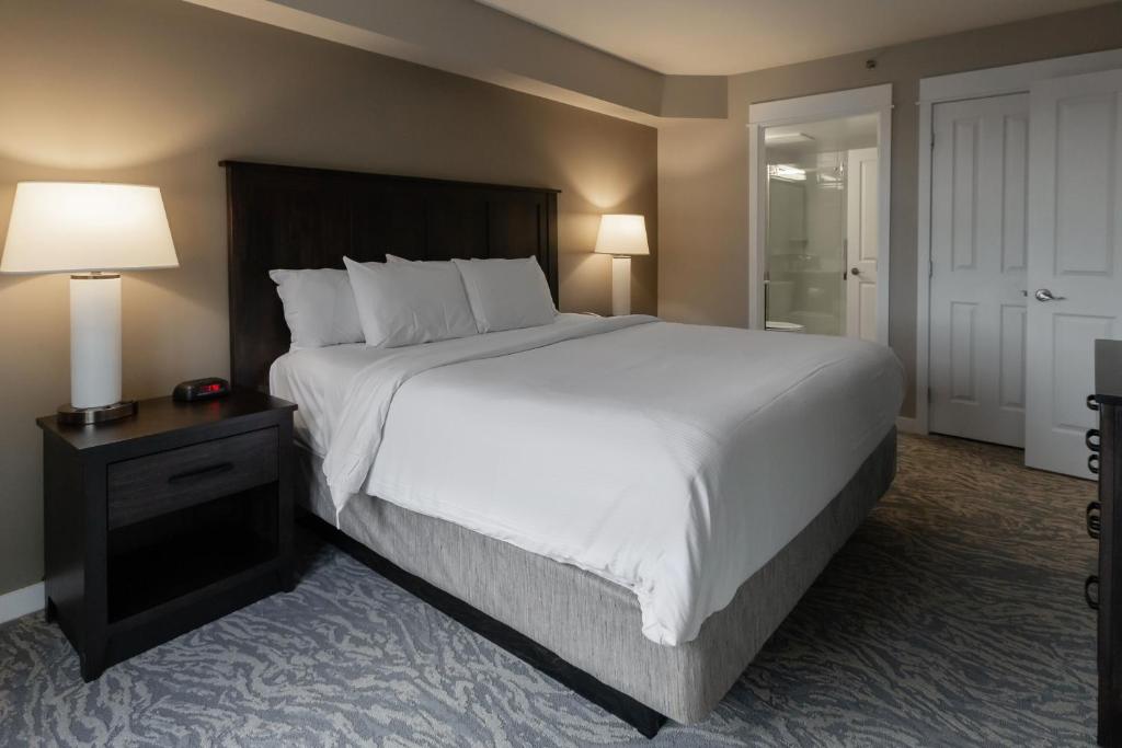 Blue Mountain Resort Village Suites - Village One Bedroom
