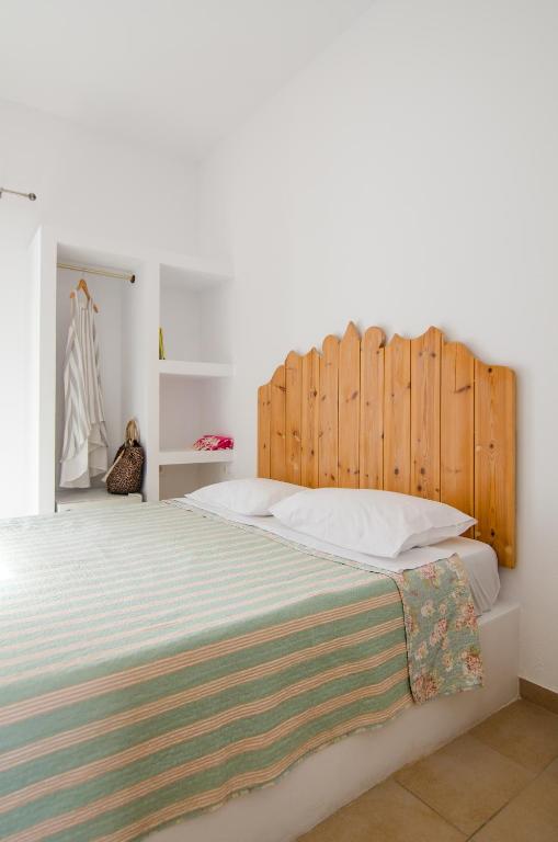 Voodi või voodid majutusasutuse Marias Rooms toas