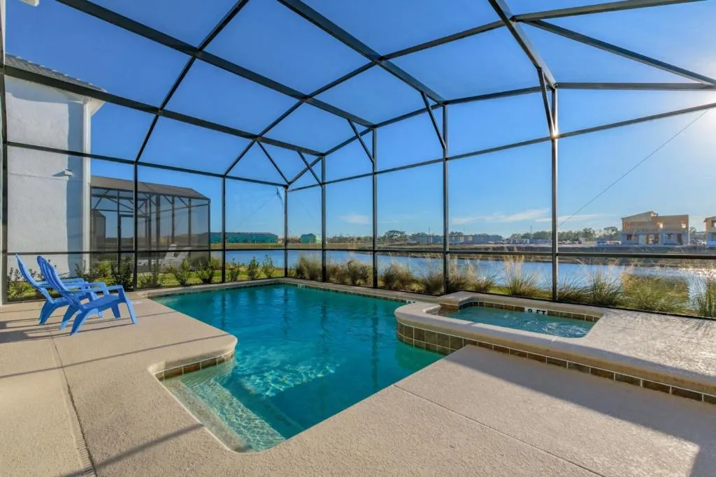 Storey Lake- 6 Bedroom Pool Home- 1668ST, Kissimmee, United States
