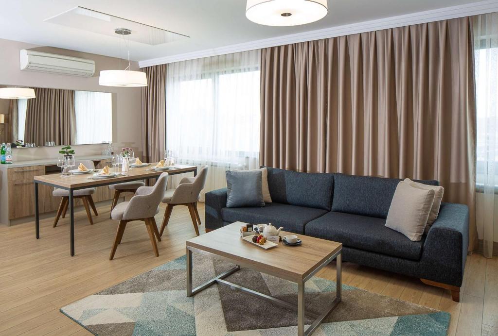 Best Western Premier Plovdiv Hills - Appartement De Deux Chambres De Luxe Avec Balcon