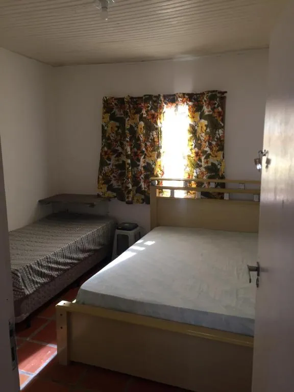 Quarto privativo camburi 100m da praia, Sao Paulo, Brazil