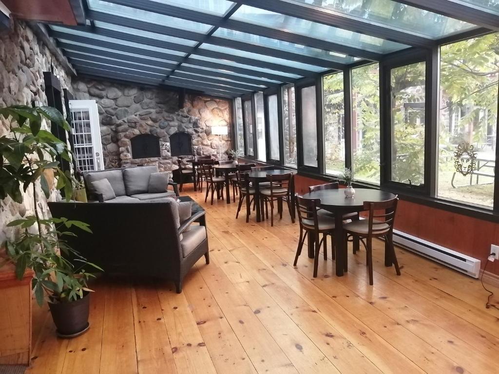 Posezení v ubytování Condos Vacances Orford