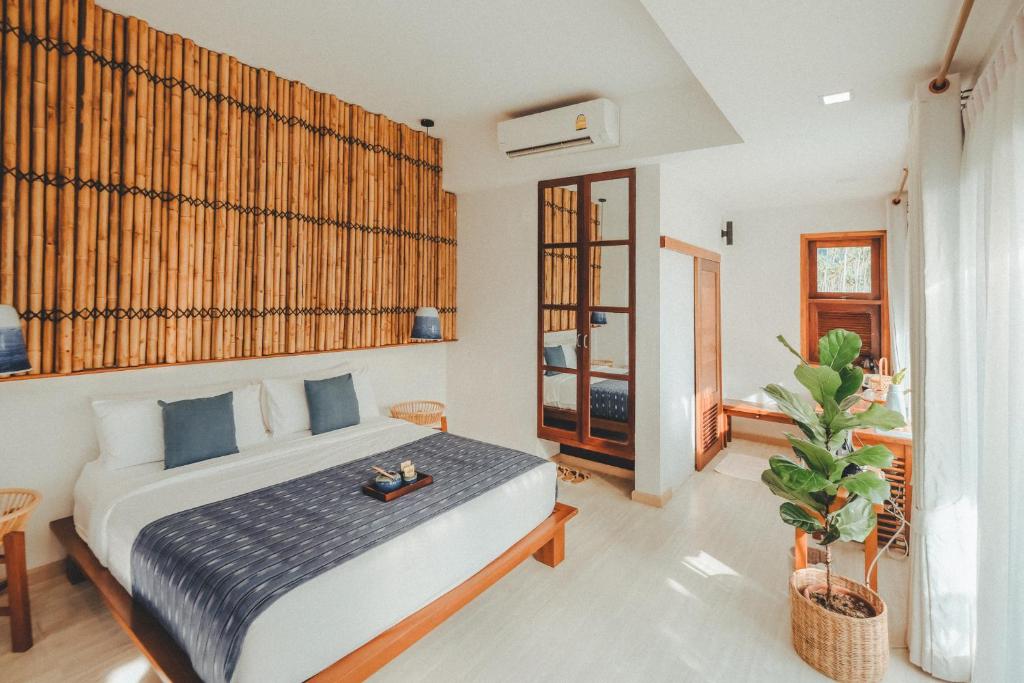 Postel nebo postele na pokoji v ubytování Rest Sea Resort Koh Kood