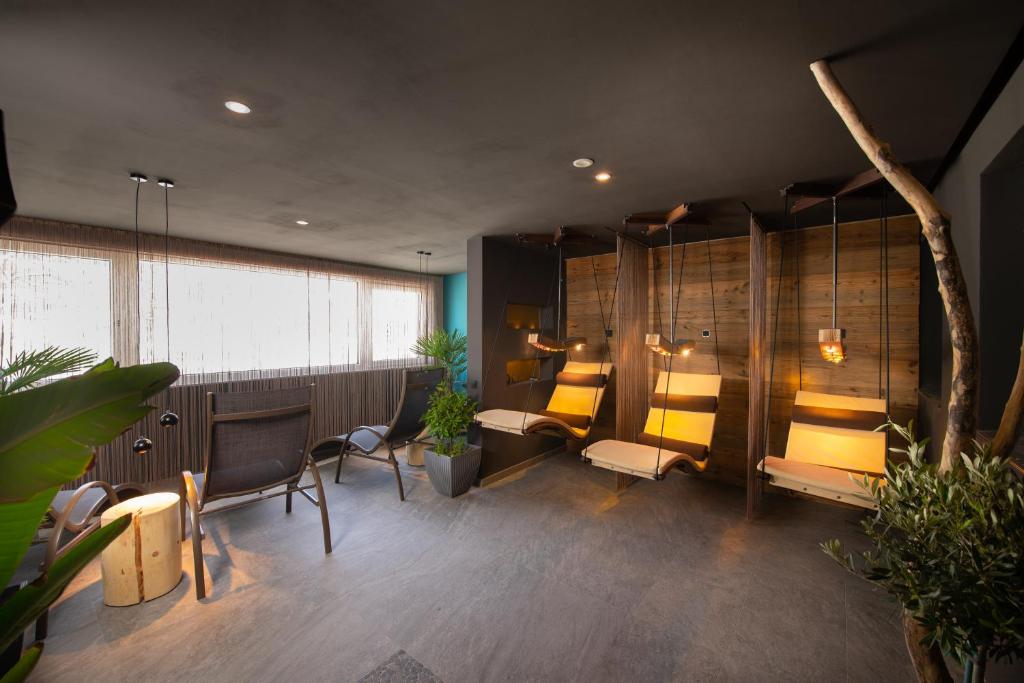 A seating area at Landhotel Anna
