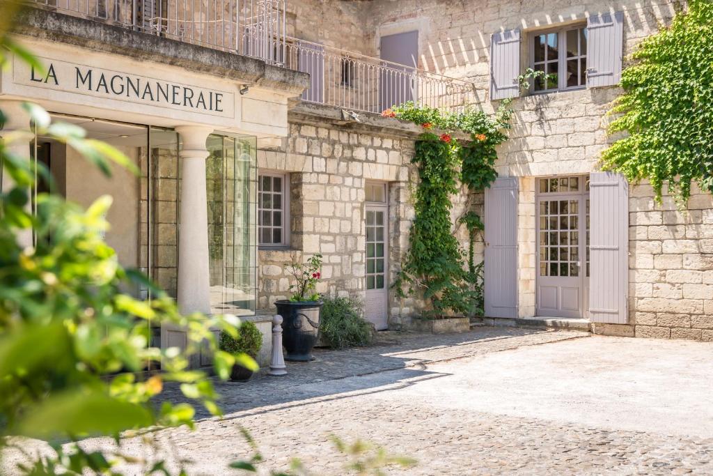 Photo de la galerie de l&#39;établissement Hôtel la Magnaneraie, à Villeneuve-lès-Avignon