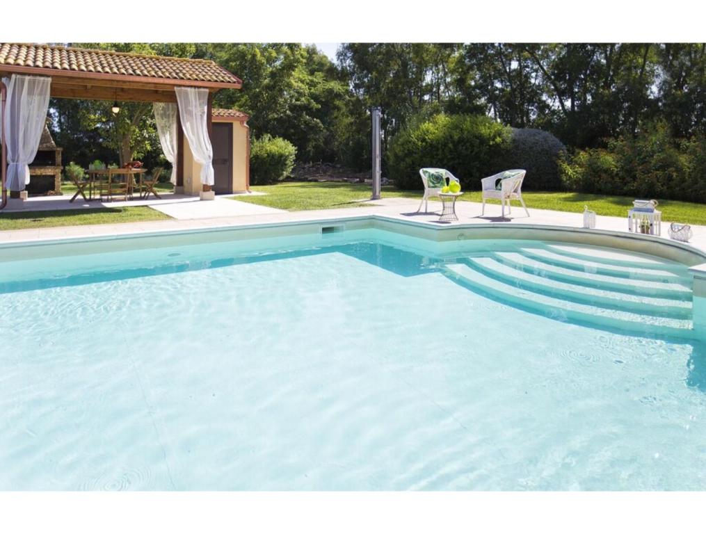 Alghero Villa Laura For 10 People With Swimming Pool
