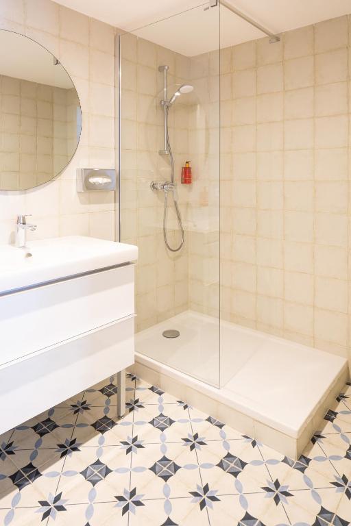 Appart hôtel Maison Montgrand-Vieux Port - Resim 23