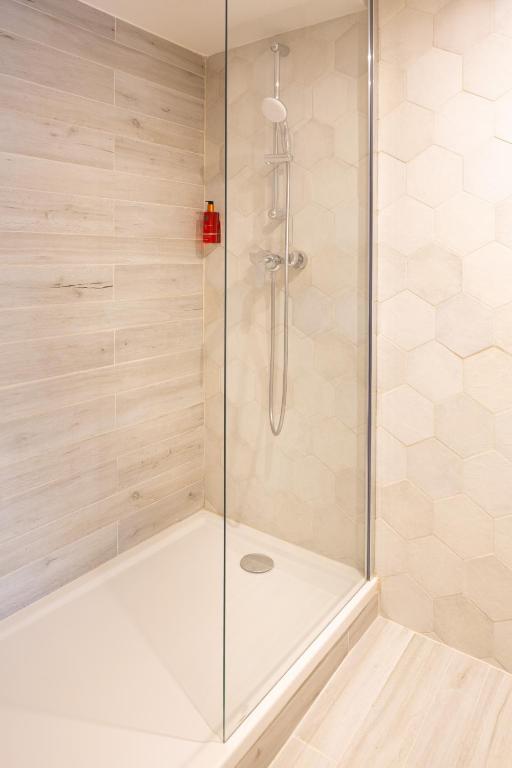 Appart hôtel Maison Montgrand-Vieux Port - Resim 8