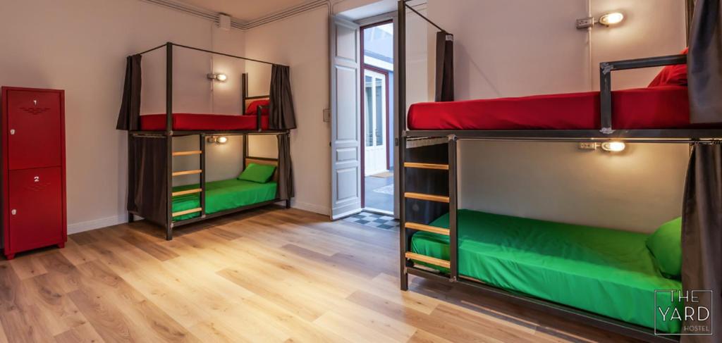 Narivoodi või narivoodid majutusasutuse The Yard Hostel toas