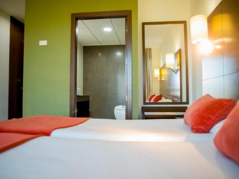 Hospedium Hotel Valles de Gredos Golf, Talayuela ...