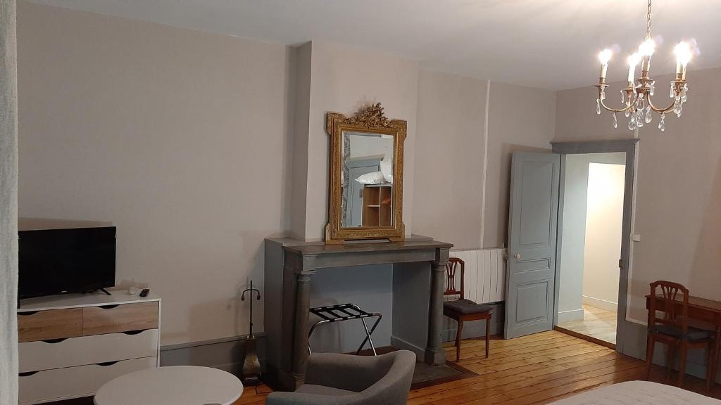 La Levriere d'Arc les Gray Chambre D'hotes - Grote Tweepersoonskamer