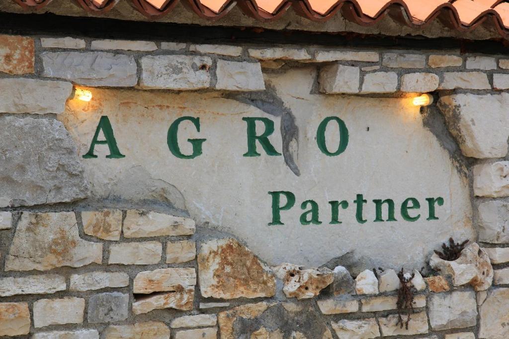 Certifikát, hodnocení, plakát nebo jiný dokument vystavený v ubytování Rural Pension Istra Partner